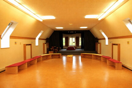 neue Schule Aula 2011