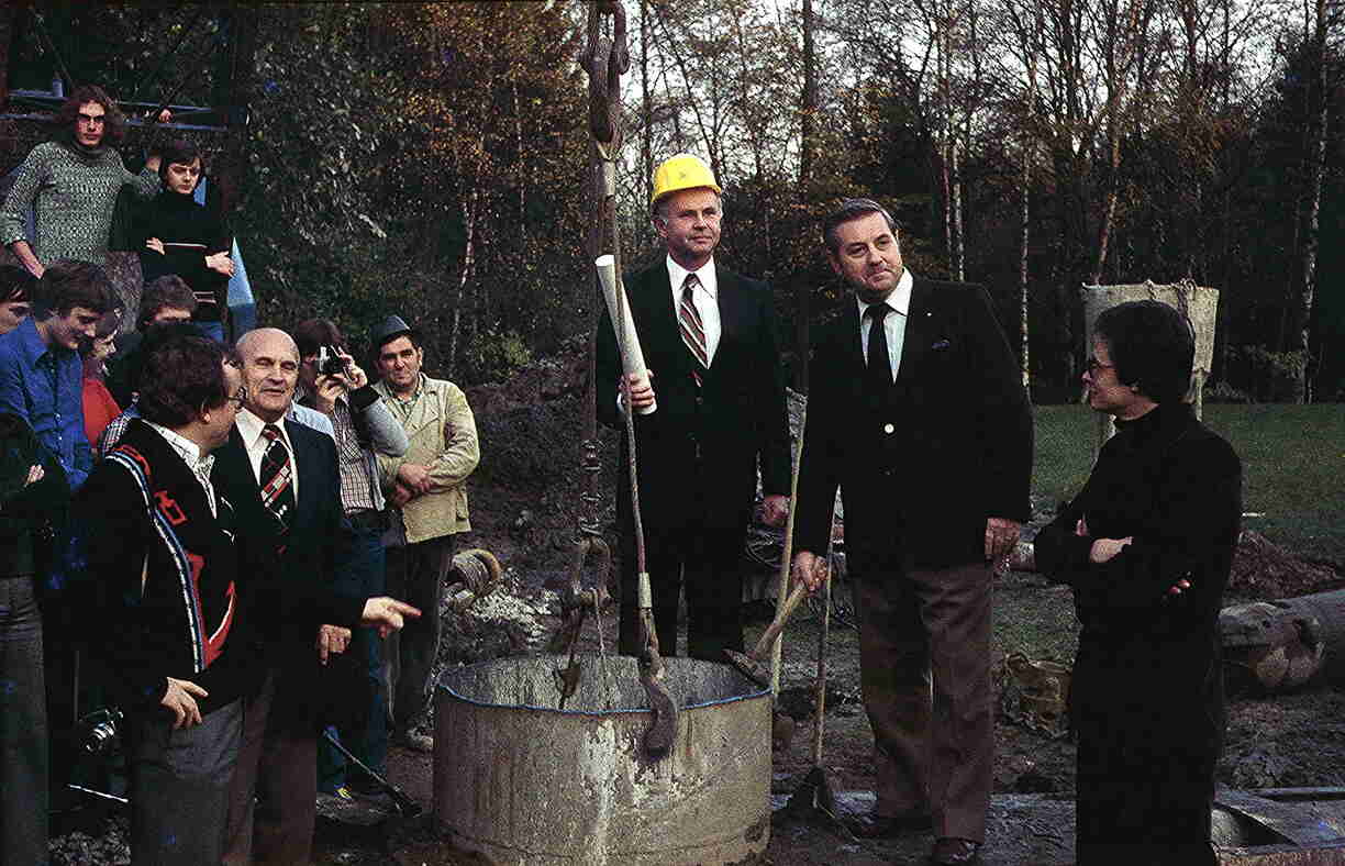 HHH Grundsteinlegung Erweiterung 1977 1
