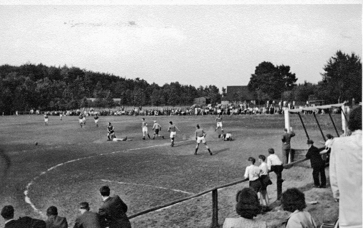 Sportplatz Hörste zw. 1948 u. 1955 1