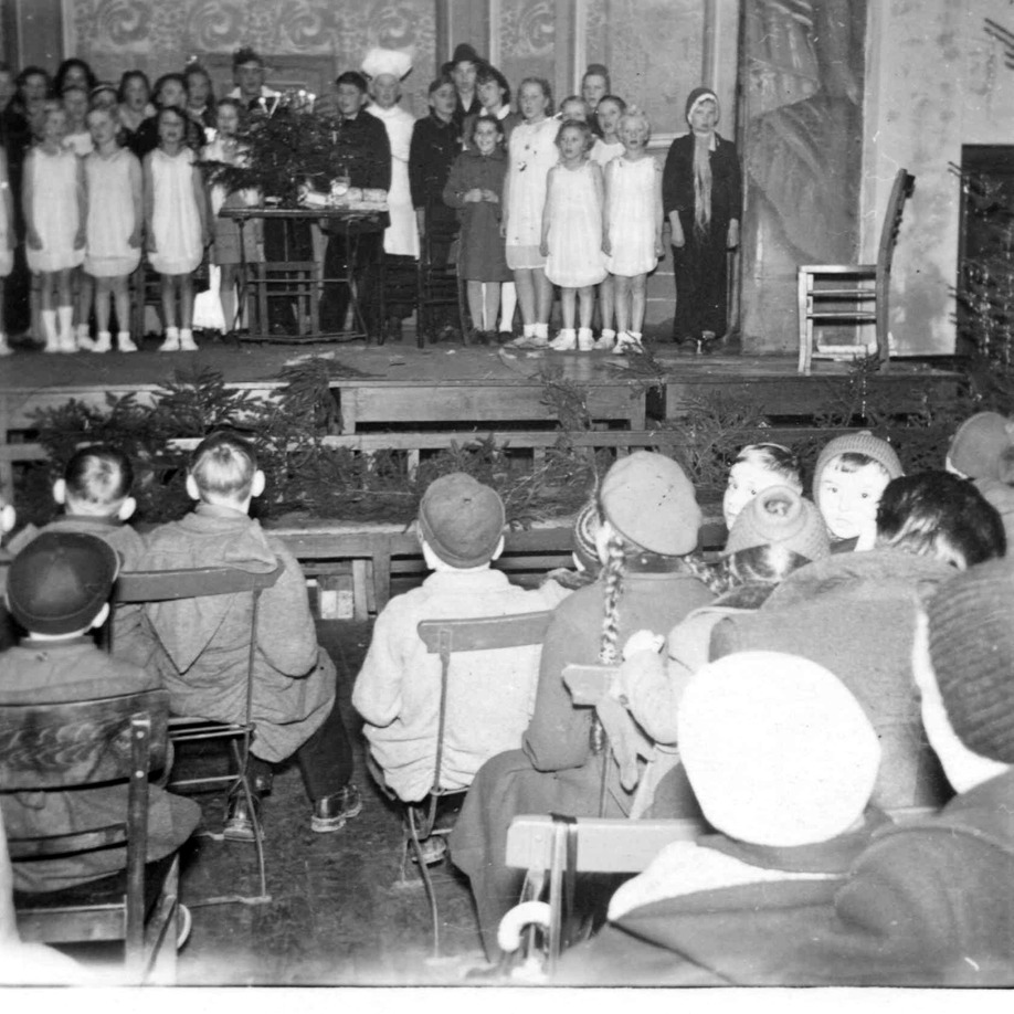 Volksschule Weihnachtsfeier 1955